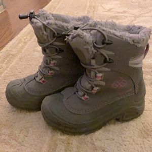 Girl’s Columbia Snow Boots